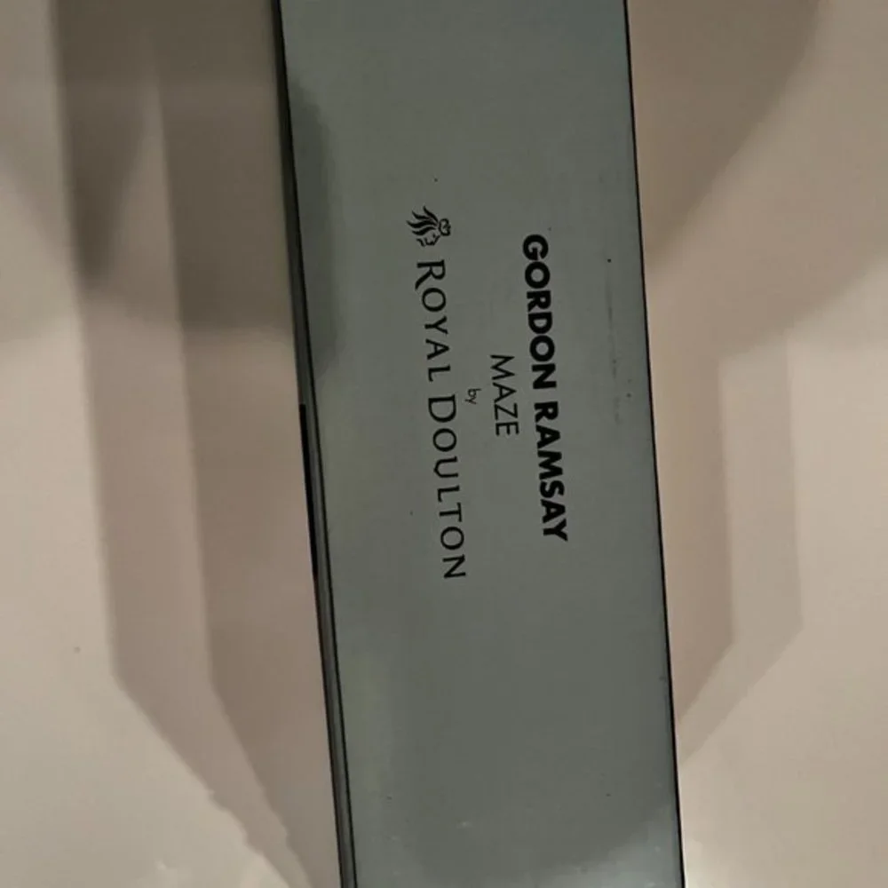 Wood Divided Server / Gordon Ramsay / Maze by Royal Doulton   (new in‎ box)
